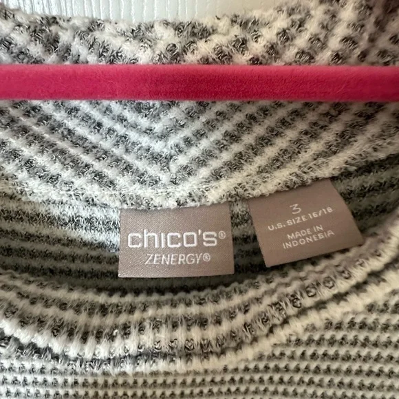 Chico's Zenergy Grey/White Striped Open Cardigan and Mock Turtleneck Tank - Picture 4 of 5